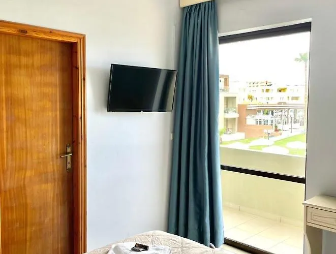 Wave Sea View 3* Maleme (Crete)